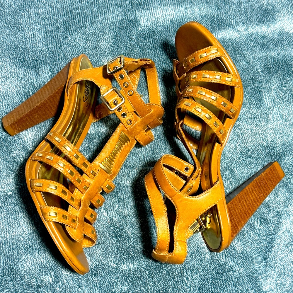 Carlos Santana sandals